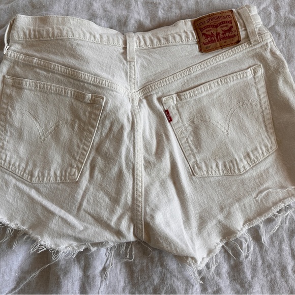 LEVI'S 501 WOMEN'S SHORTS - Picture 2 of 4